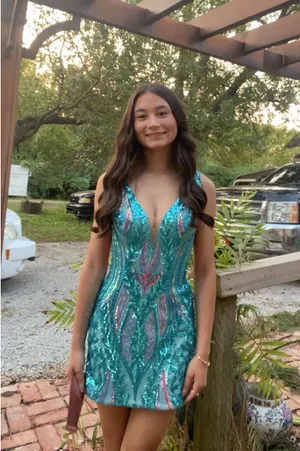 Jovani Short homecoming dress thumbnail 2