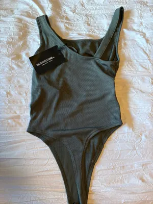 Pretty Little Thing Bodysuit thumbnail 5