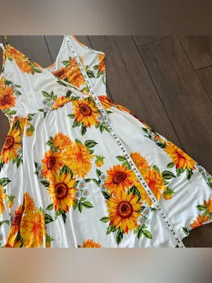 Sunflower White Sundress Weaczzy- Floral Wrap Dress sz L Picnic Wedding Guest thumbnail 5