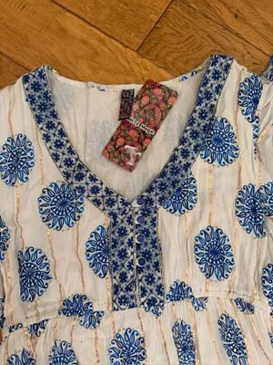 NWT - 1X - ME 2 MAGIC - Blue & White Boho Maxi Dress with V-Neck thumbnail 3