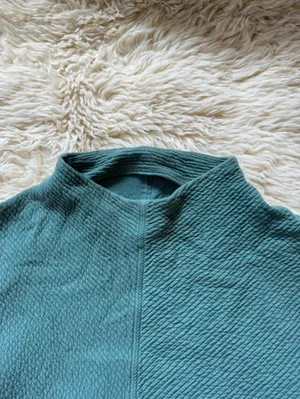 Lululemon | On Repeat Mock Neck Sz 6 EUC thumbnail 8