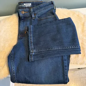Carhartt Women’s Relaxed Fit Tall Jeans thumbnail 1