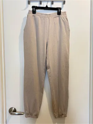 Vuori Boyfriend Pant Joggers Size XS Draw String Light Beige thumbnail 2