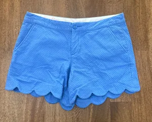 Lilly Pulitzer The Buttercup Short Blue Seersucker Scallop Hem Cotton Womens 6 thumbnail 1