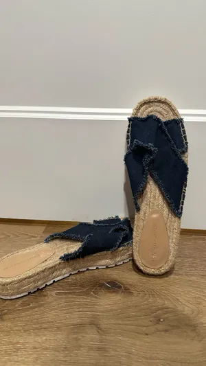 Polo Ralph Lauren Wedges thumbnail 3