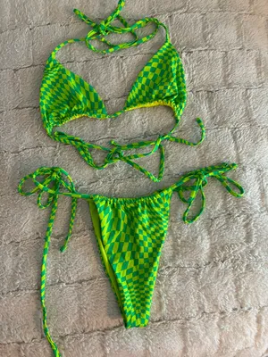 Frankie’s Bikinis Set thumbnail 6