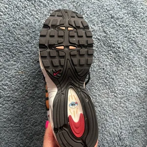 Nike Air Max size 9 euc no signs of wear thumbnail 4