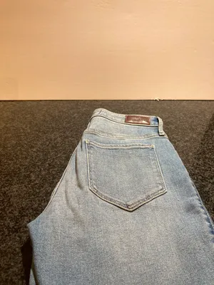 Hollister Jeans thumbnail 4