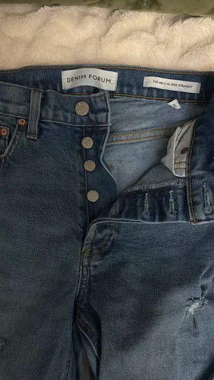 Denim Aritzia Forum High-Rise Jeans Straight thumbnail 2