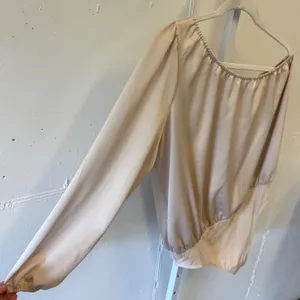 Ann Taylor Factory One Shoulder Bodysuit Blouse Champagne Beige Satin Large thumbnail 3