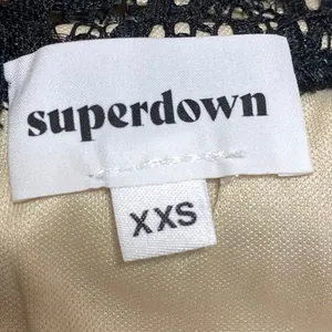 Superdown Black Cream Lace Floral Sleeveless Strapless Blouse Crop Top Size XXS thumbnail 3