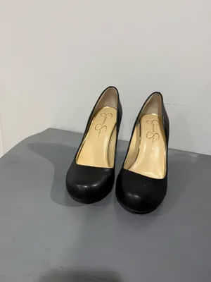 Jessica Simpson Heels thumbnail 3