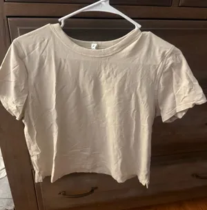 Lululemon Tee thumbnail 1