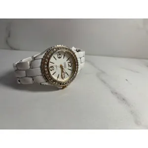 Embassy by Gruen White Enamel Crystal Bezel Quartz Watch Gold Tone Accents thumbnail 10
