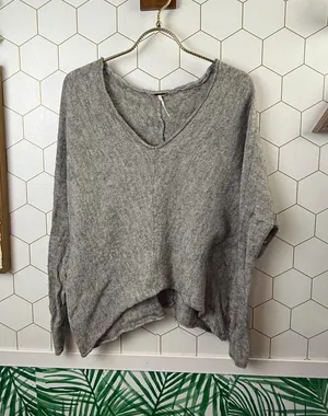 Free People Gray Wool Blend Slouchy Scrunch Sleeve Sweater - Size - Medium thumbnail 1