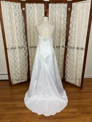 Beautiful Vintage 90s Roberta Bridal Simple Satin Wedding Gown thumbnail 6