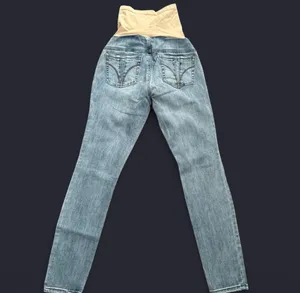 Indigo Blue Light Wash Distressed “Secret Fit Belly” Maternity Jeans thumbnail 6
