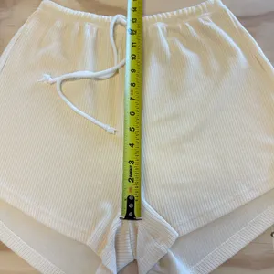 Sabo Skirt Ribbed‎ Knit Lounge Shorts Butter Yellow Elastic Waist Drawstring Sm thumbnail 9