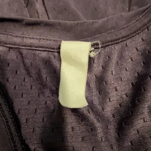 Under Armour Plum Purple Athletic Tank Top thumbnail 3