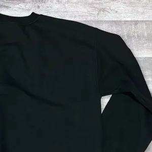 Gildan Iowa Hawkeyes Crewneck Sweatshirt Unisex M Black Yellow College Game Day thumbnail 4