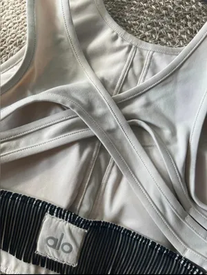 Alo Yoga Electric High Neck Sports Bra Bone Cream Black Ribbed Size XS thumbnail 9
