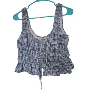 Abercrombie & Fitch Linen Blend Ruffle Cropped Ruched Tie Front Tank Top Medium thumbnail 2