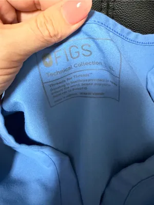 FIGS Light Blue V-Neck Medical Scrub Top thumbnail 2