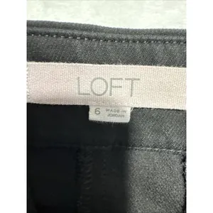 Loft The Sutton Skinny Pants Black Button Details Womens Size 6 Stylish Office thumbnail 3