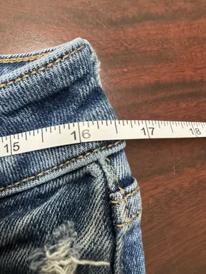 Old Navy Rockstar Low Rise Super Skinny Distressed Jeans Size 8 thumbnail 8