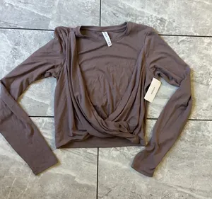 Spanx Better Base Twist and Fold Top Smoke Long Sleeve Modal Crop M 50839R thumbnail 1