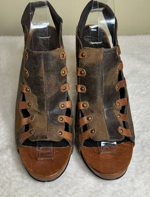 Donald J Pliner Heels Womens 10 Saddle Vishad Open Toe Distressed Leather‎ thumbnail 1