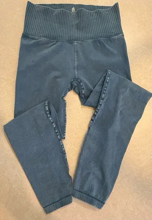Free People Movement Good Karma Blue Leggings Size M/L thumbnail 1