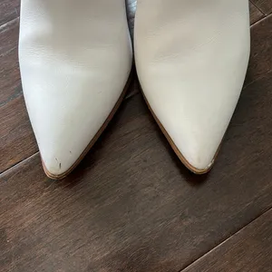 Bleecker & Bond Kailey Boot Size 9 thumbnail 3