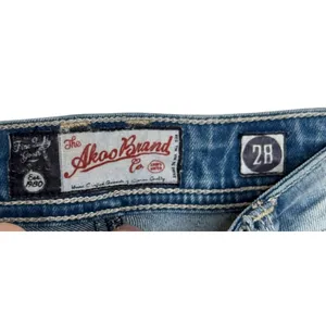 The Akoo Women's Jeans Comfort Stretch Low Rise Medium Wash Pants Sz.‎ 28 thumbnail 3