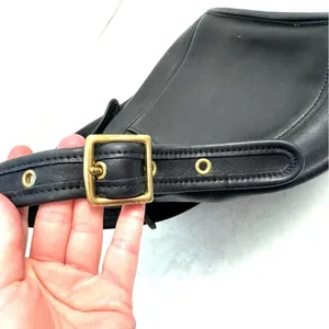 Coach Vintage Black Classic Legacy Shoulder Bag Purse thumbnail 3