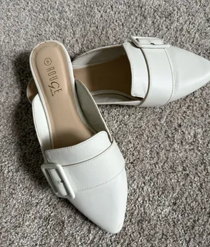 White Flats Size 8 thumbnail 2