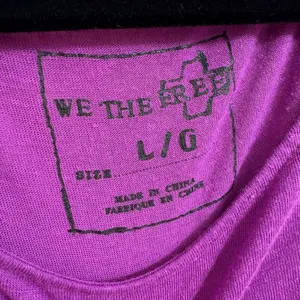 Free People We The Free Purple Rayon Linen Blend Cold Shoulder T Shirt Large thumbnail 3