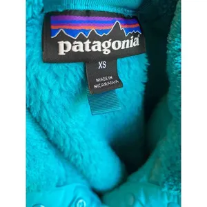 Patagonia Women's Re-Tool Snap-T Pullover - Used Color: True Teal - Big Sur Blue thumbnail 3
