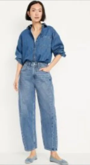 Old Navy Barrel Jeans thumbnail 1