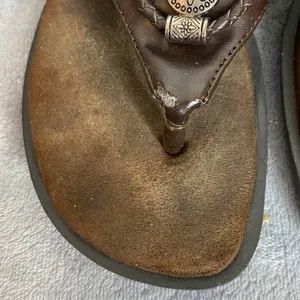 Women’s White Mountain Brown Cezar Silver Medallion Slip-on Sandal Shoes 9 thumbnail 8