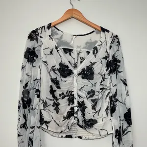Free People Floral Long Sleeve Ruched Blouse thumbnail 2