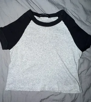 Brandy Melville Top thumbnail 1