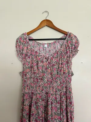 Old Navy floral maxi dress (L) thumbnail 2