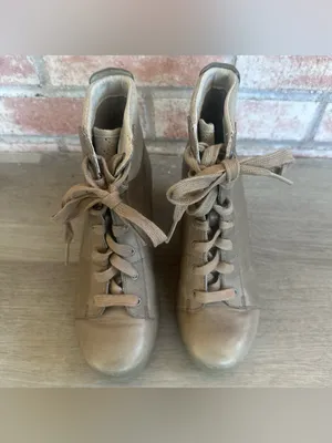 Merrell Hidden Wedge Boots Booties Women’s 5.5 Gorpcore Outdoor Fall Taupe thumbnail 2