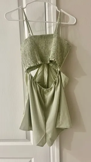 NWOT Sage Green Cutout Romper With Smoked Bust Size Large thumbnail 5