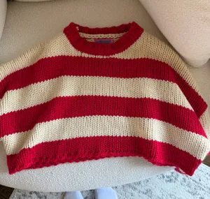 Edikted cropped sweater  thumbnail 1