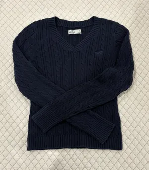 Hollister knot sweater top thumbnail 1
