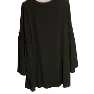 NWT Dymoda Black Blouse Size M Chelsea 28. Shoulder to wrist 30 inches thumbnail 2