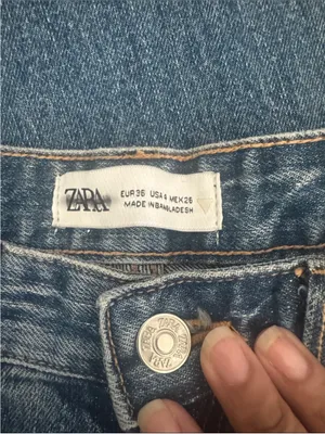 Zara Women's Wide Leg Raw Hem Jeans New No Tags Size 4 Medium Wash thumbnail 2