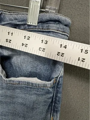 Zara Light Wash Blue Skinny Jeans Women’s Size 6 Mid Rise 5-Pocket Denim thumbnail 5